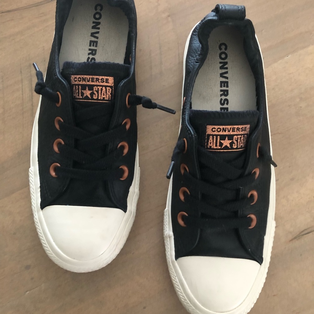 Women’s Black Leather Shoreline Converse